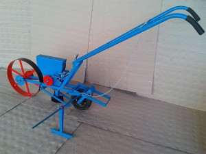Masini de semanat manuale pentru cultura de ceapa1